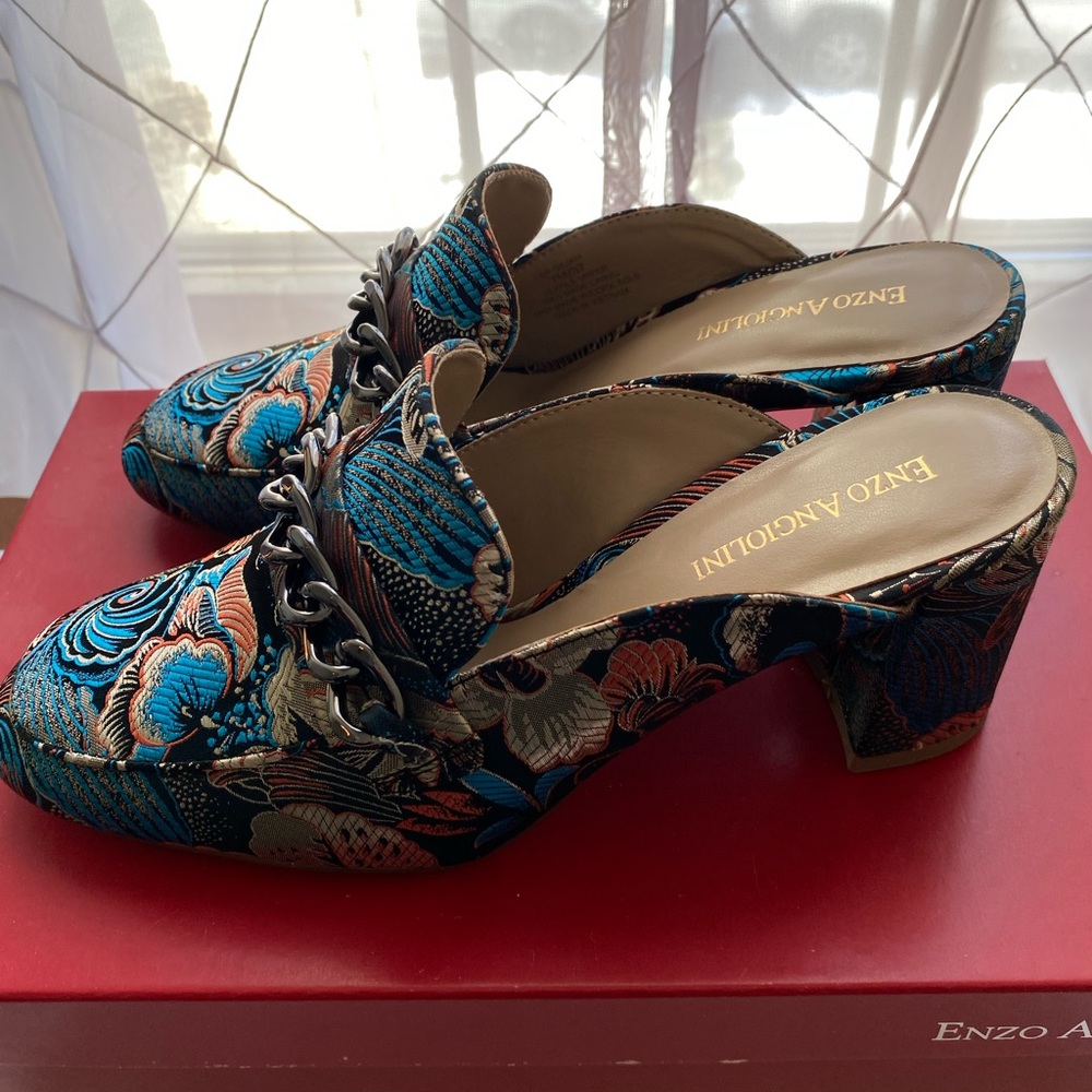 Enzo Angiolini Gilian mule, size 7.